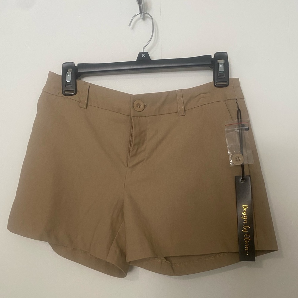 Design by Olivia Khaki Women's Shorts
NWT Vacation Resort Travel Preppy Summer
